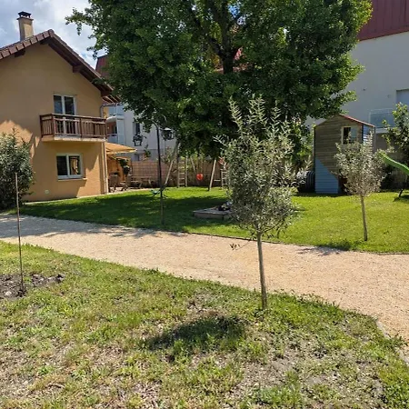 Du Grand Port * Aix-les-Bains